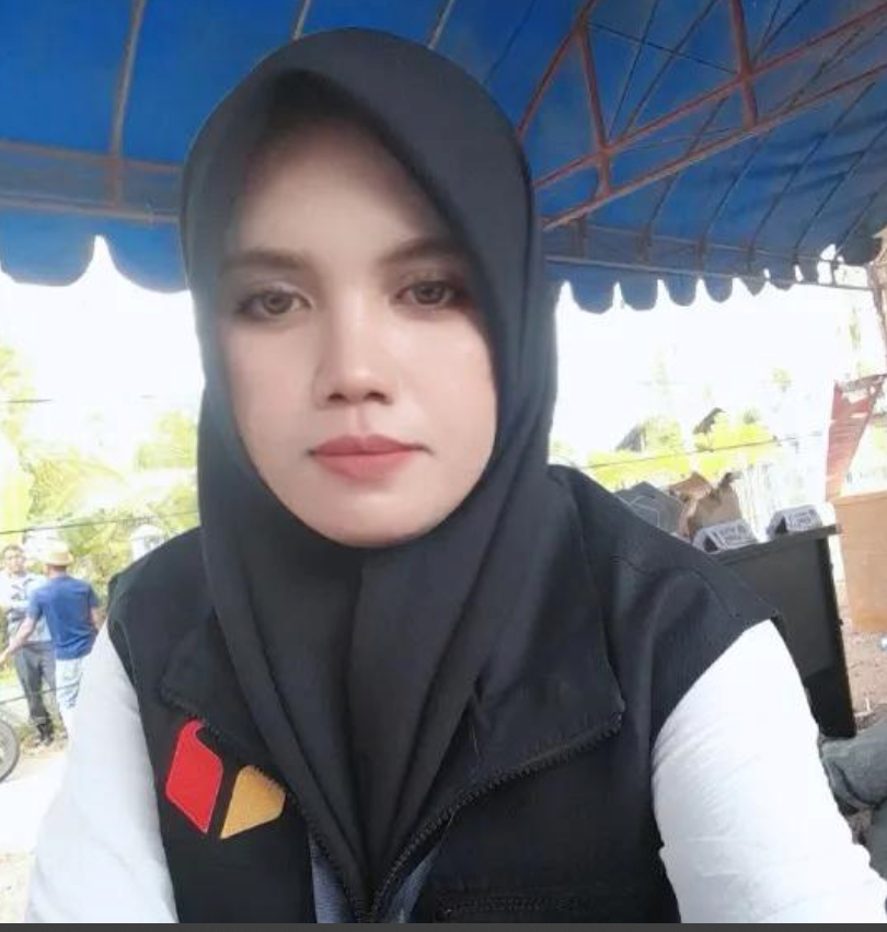 <center><br>Fitriani<br>00</center>